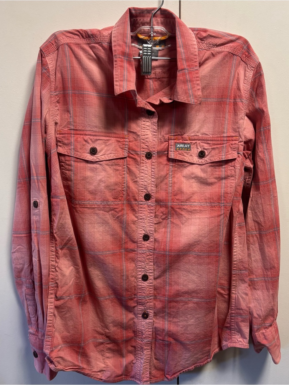 Ariat S plaid pink button down shirt outdoorsy western cowgirl workwear rustic